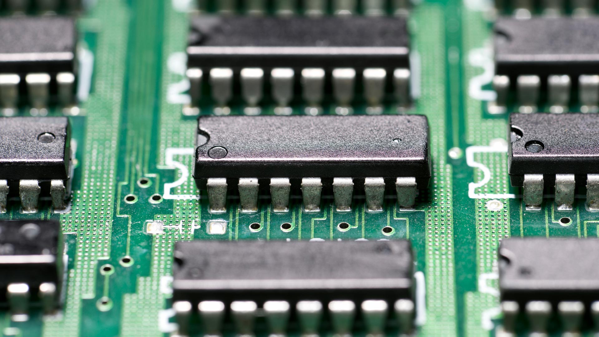 Active versus passive investment in achieving sustainable development